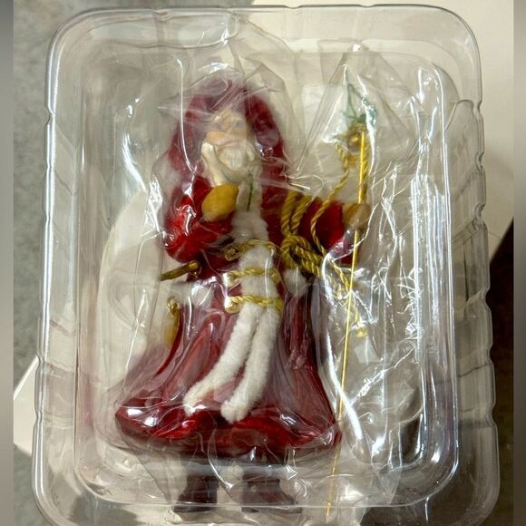 2007 Father Christmas,HALLMARK KEEPSAKE ORNAMENT
QXE9119 Colorway Santa - Picture 2 of 10